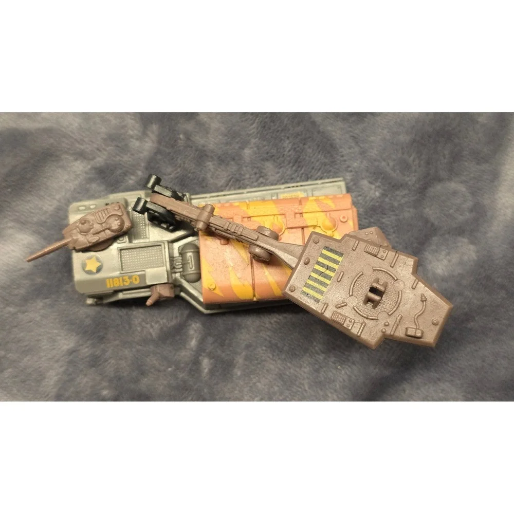 Vintage 1989 Kenner Mega Force Trident Rapid Deployment Fueler